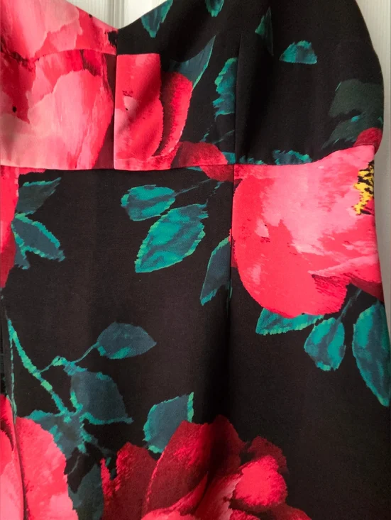 Trina Turk Women's Floral Sleeveless V-Neck Midi Sheath Dress Size 12 - Picture 5 of 10